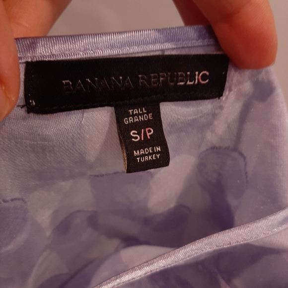 BANANA REPUBLIC Eyelash Fringe Top Sheer Lavender Short Bell Sleeve Satin Blouse - Picture 8 of 9